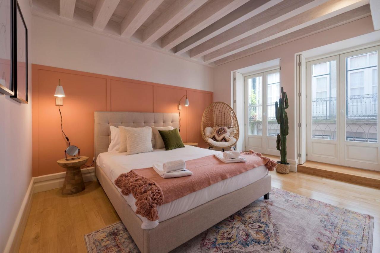 Mouzinho Luxury 3Br Flat L 5 Min Walk To Ribeira By Lovelystay Porto Luaran gambar